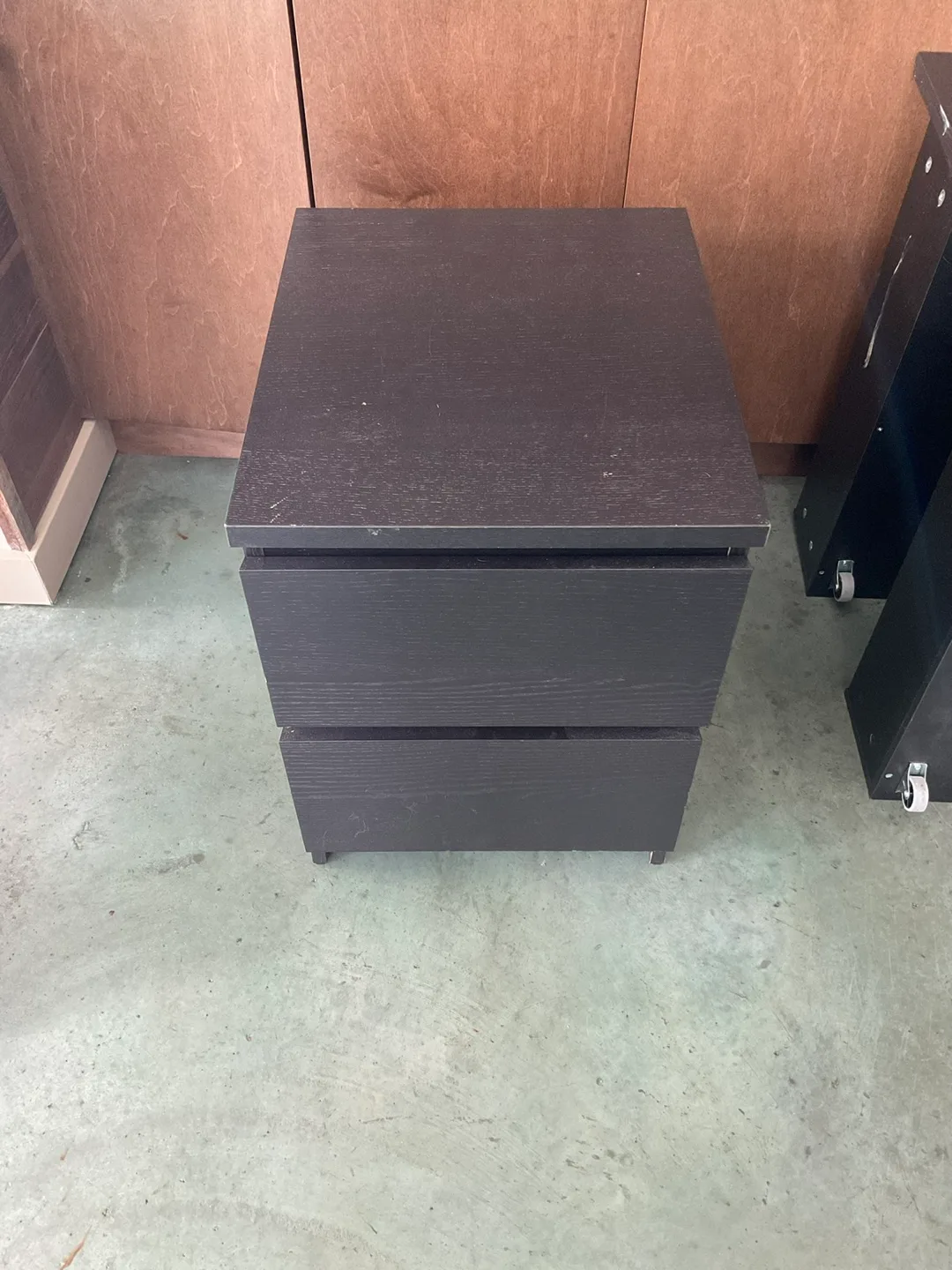 Brown 2-Drawer Nightstand thumbnail