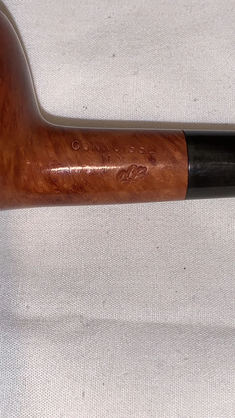 Connoisseur Tobacco Pipe thumbnail
