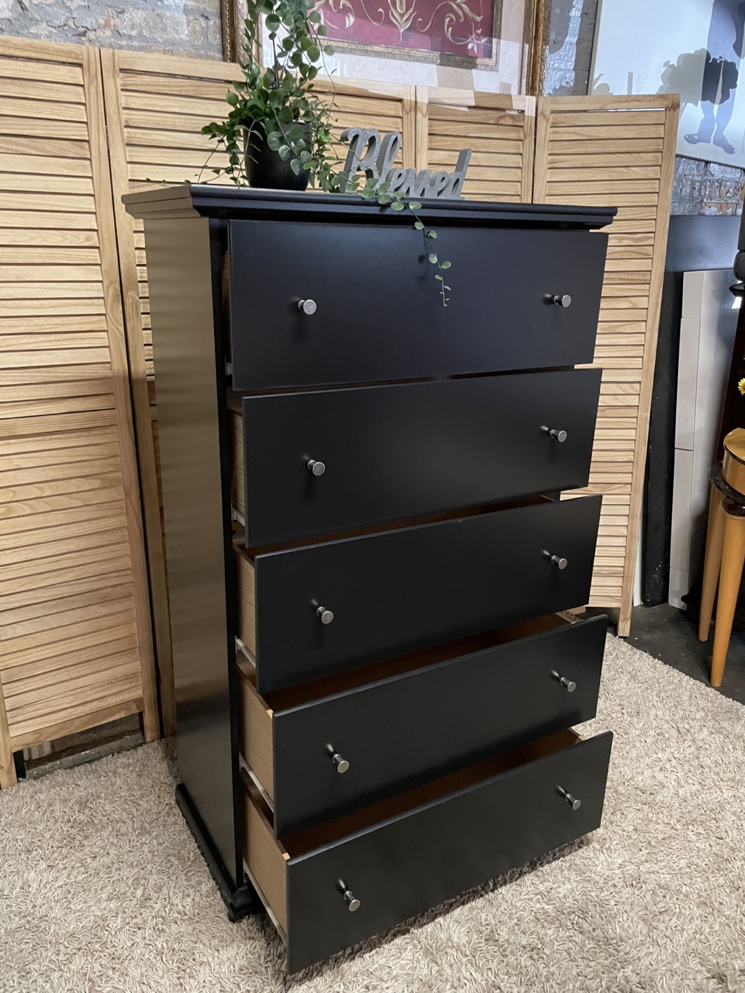 Black 5-Drawer Dresser - photo 3