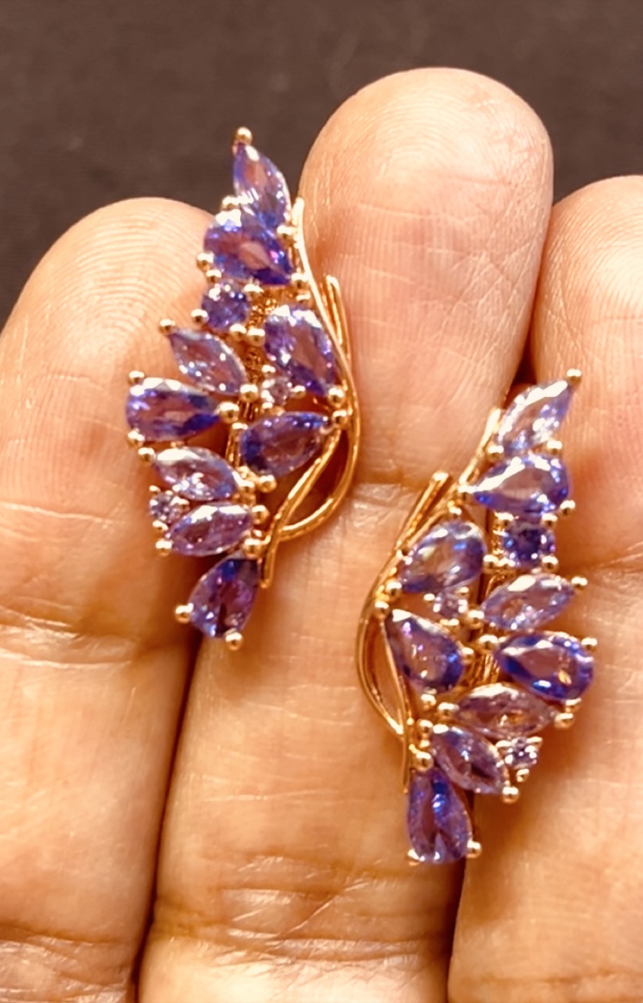 14k 585 stamped RG Amethyst earrings Perfect for daily wear.