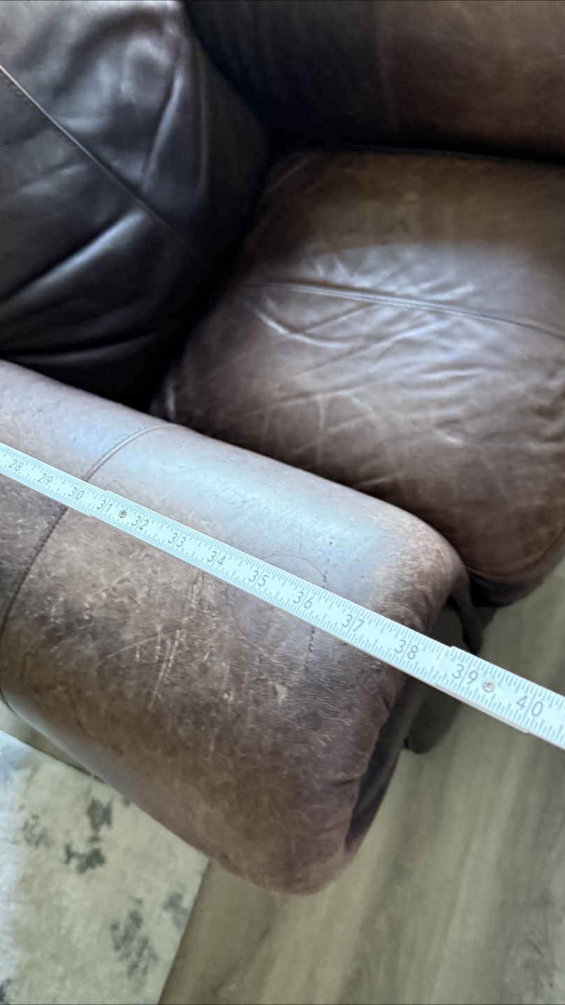 Free! Brown Leather Armchair - photo 5