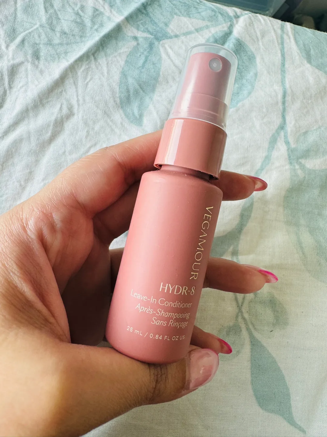 Vegamour Detangling  HYDR-8 Leave-In Conditioner Travel Size image indicator(2)