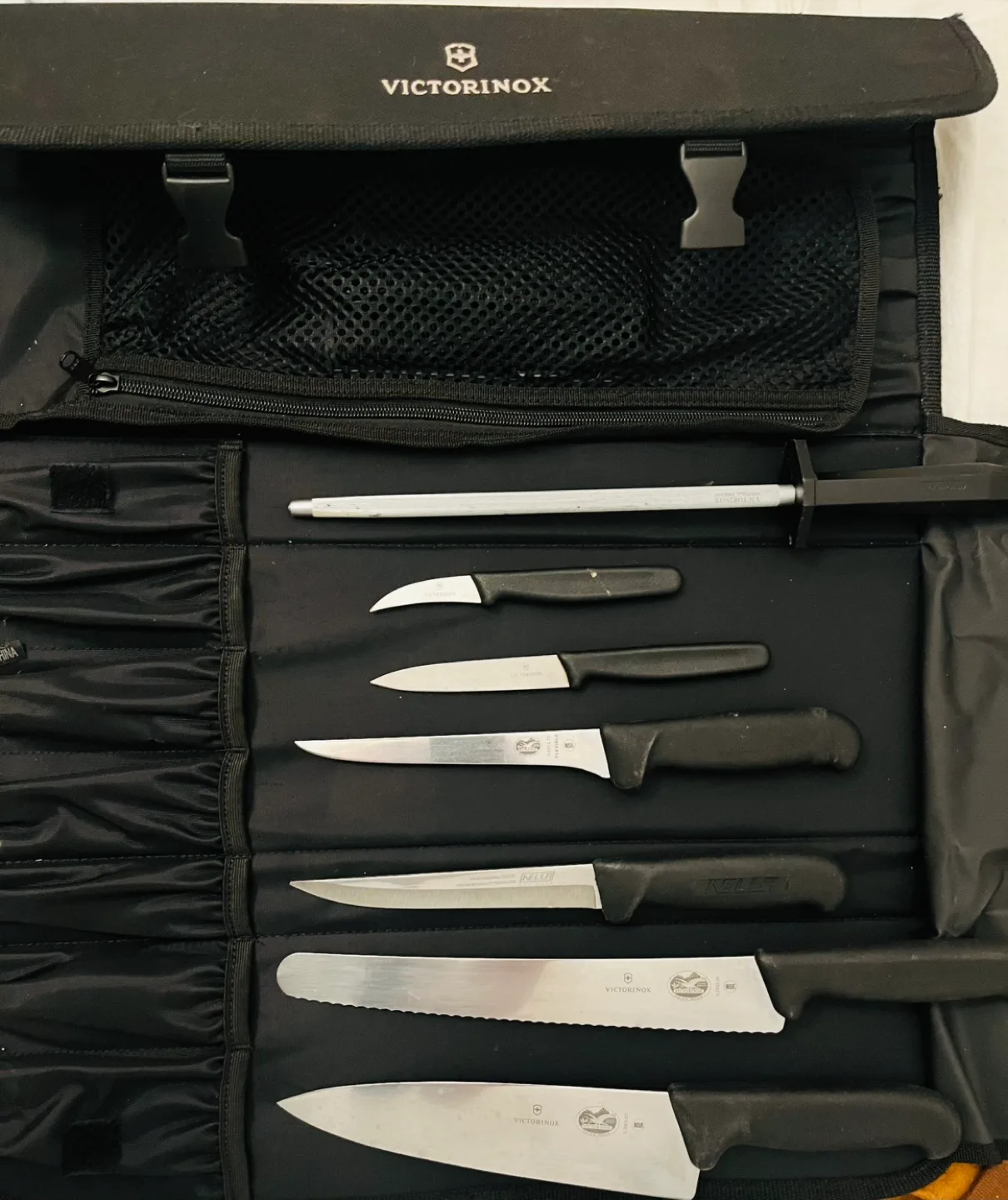 Victorinox Knife Set with Roll Bag thumbnail