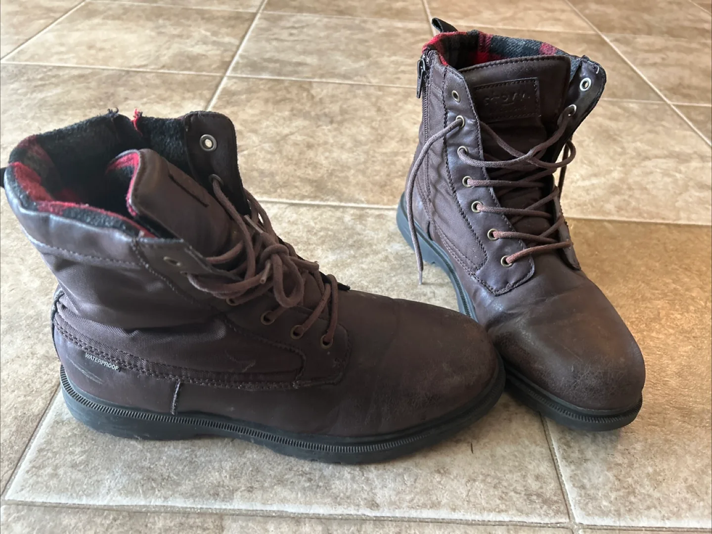 Cougar Storm Brown Boots - Size 9 thumbnail