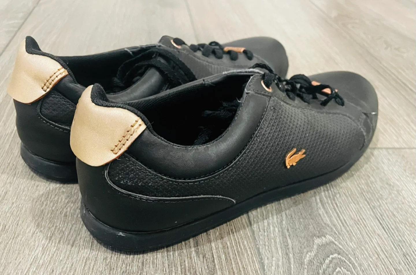 Lacoste Women's Leather Sneakers - Size 6.5 thumbnail