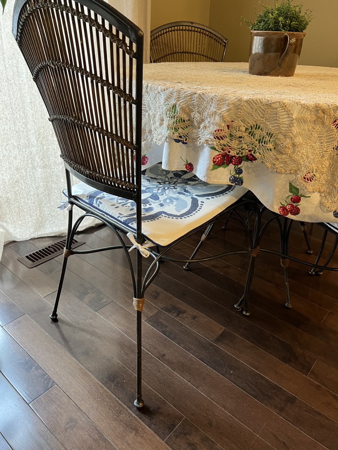 Vintage Kitchen Table Set - photo 2