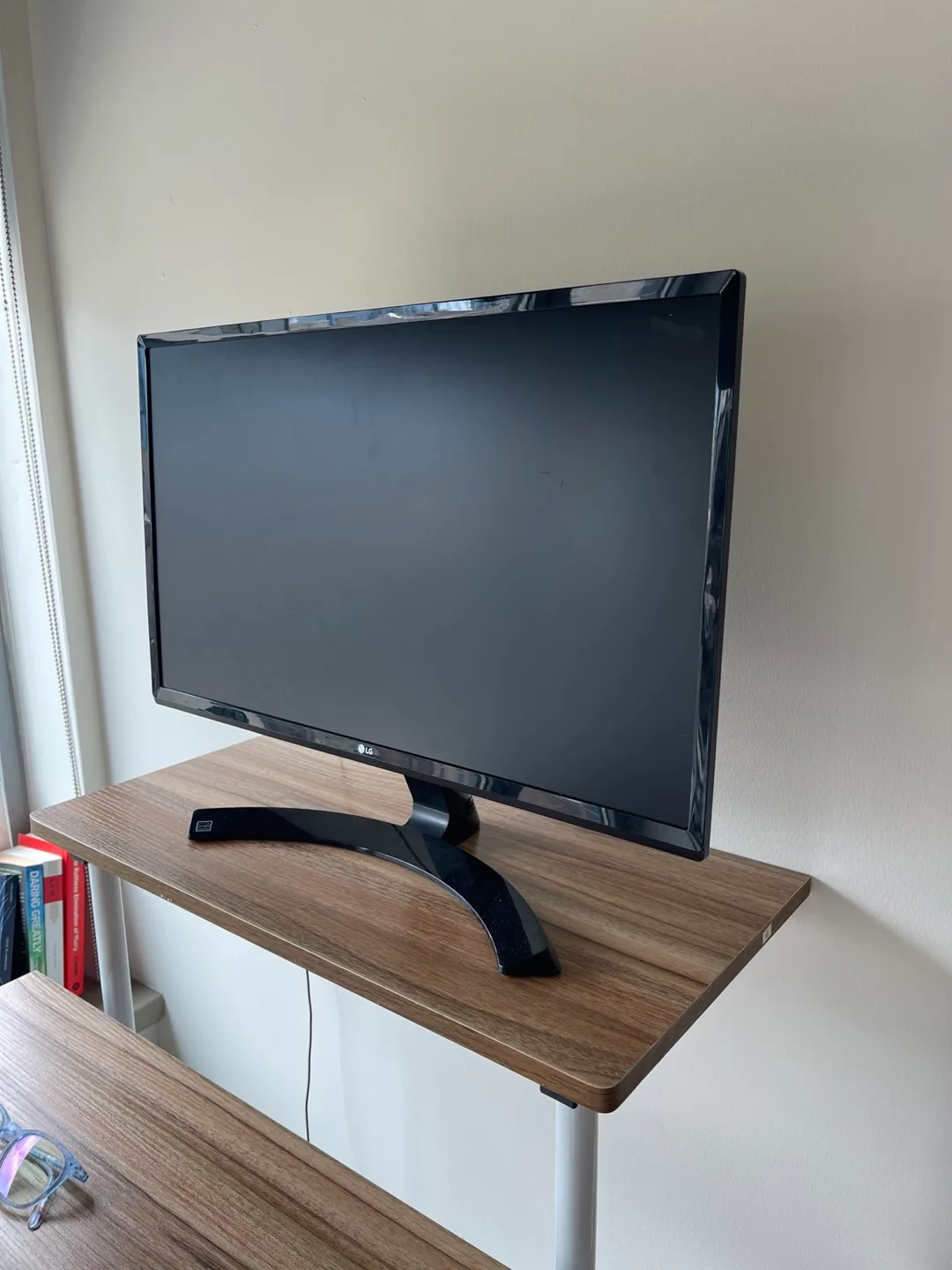 LG 24” IPS Monitor - Black thumbnail