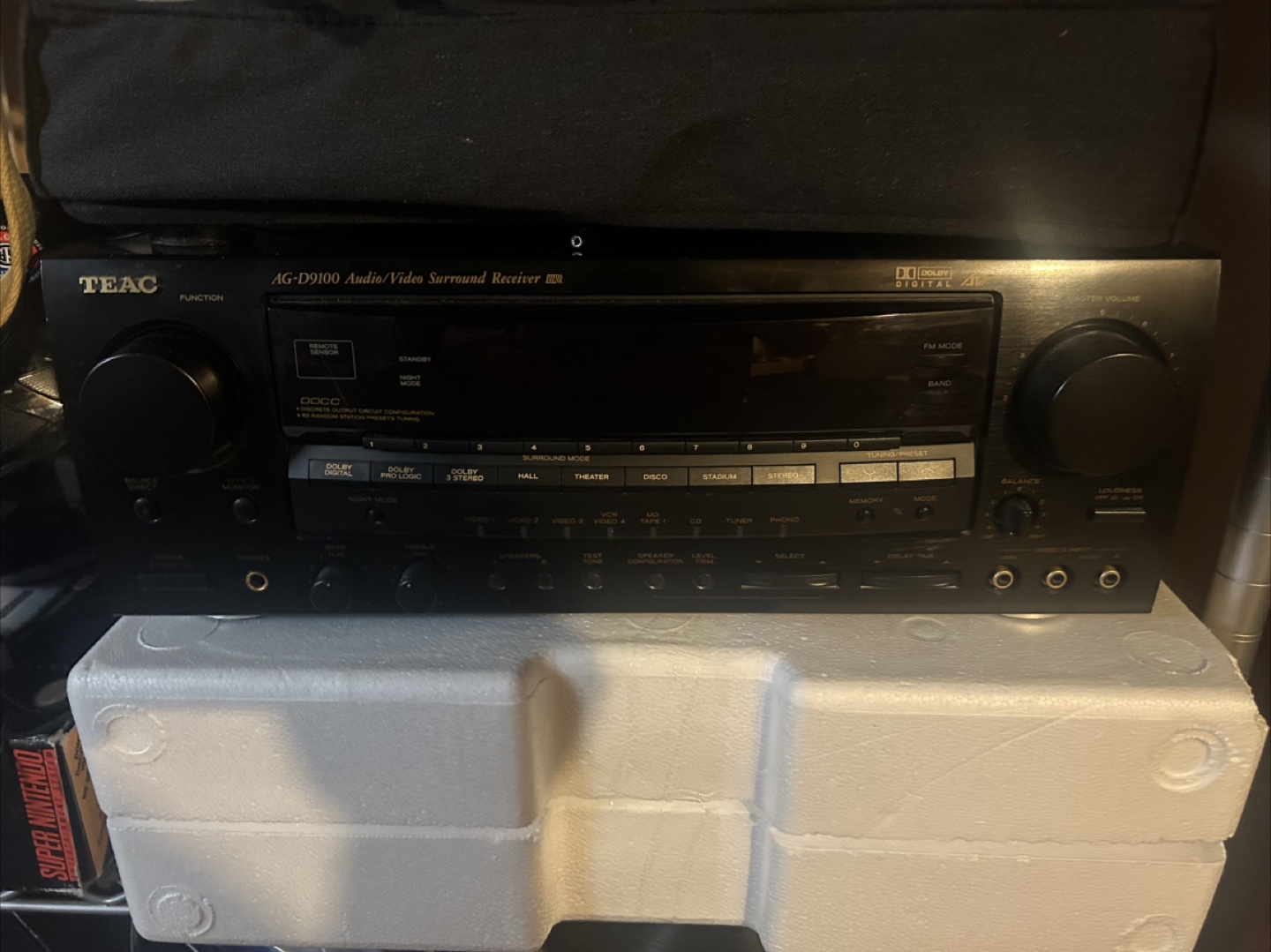 TEAC AG-D9100 Audio/Video Surround Receiver