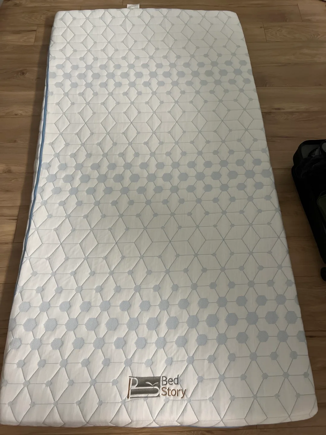 BedStory Mattress Topper thumbnail