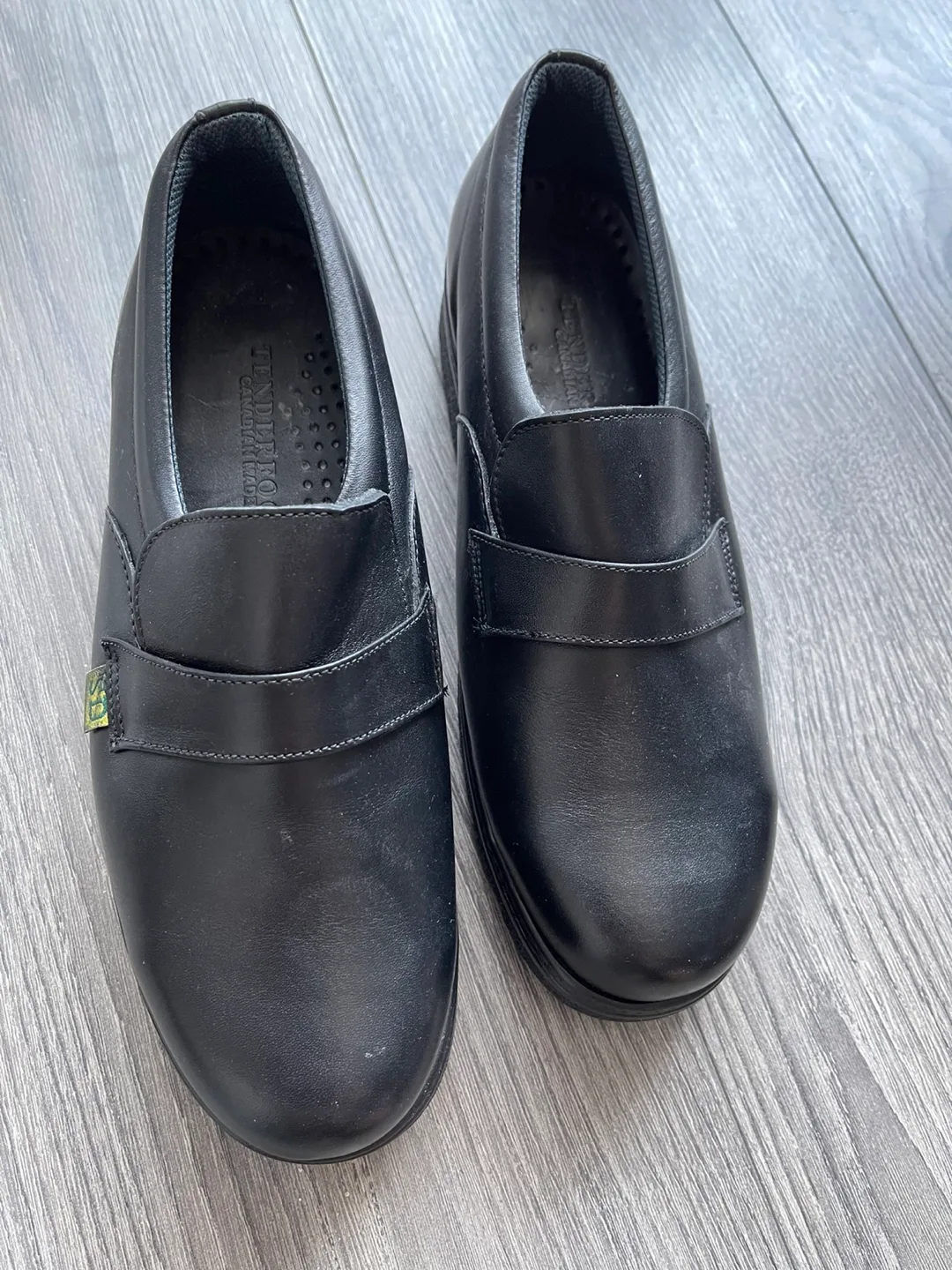 Women’s 9.5 Safety Shoes image indicator(2)