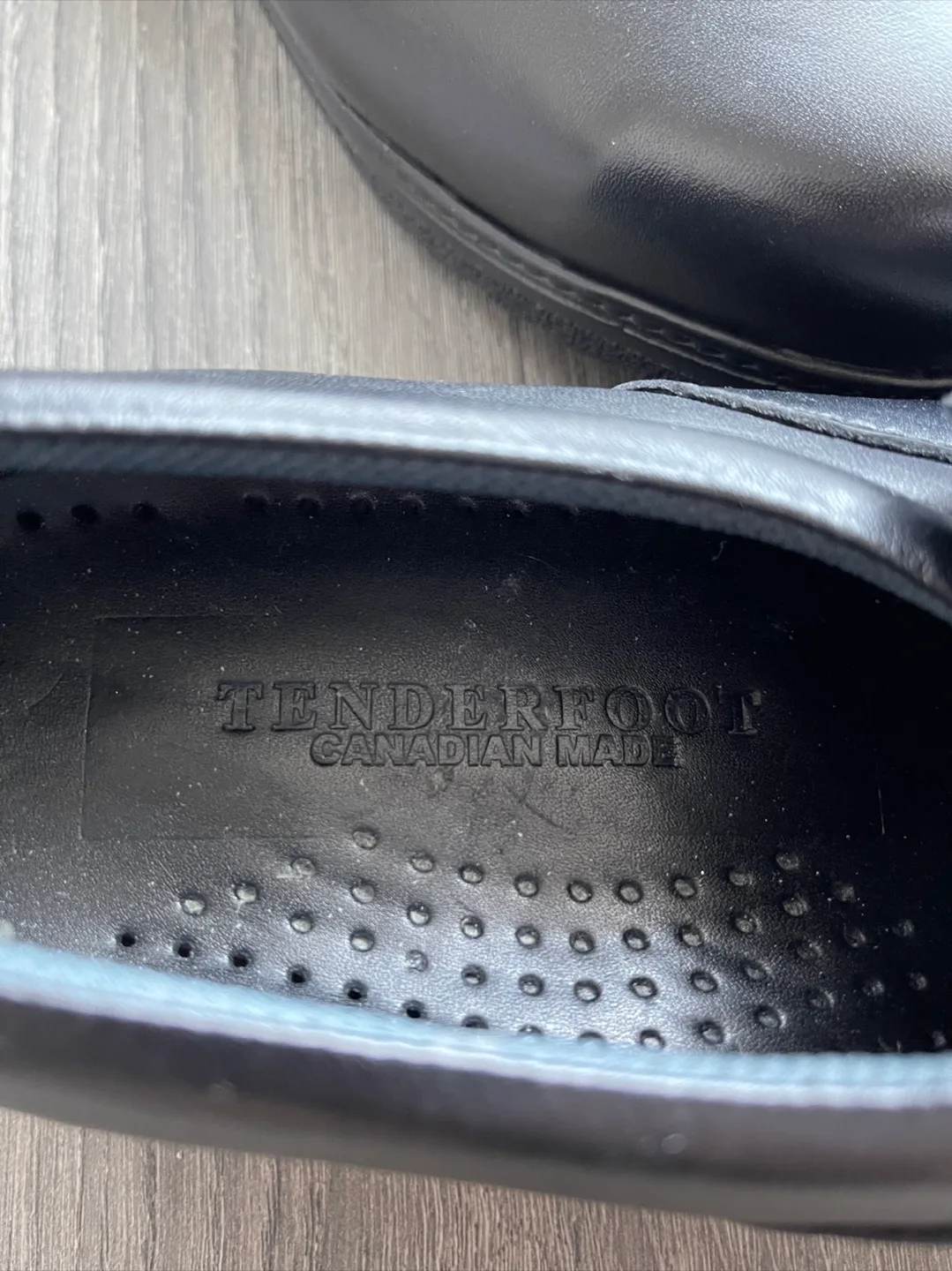 Women’s 9.5 Safety Shoes image indicator(3)