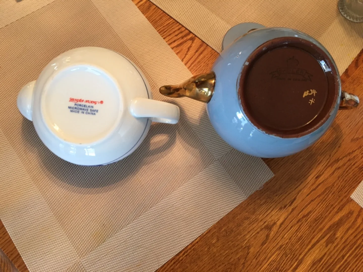 Vintage Teapots - Royal Winton & Unbranded image indicator(2)