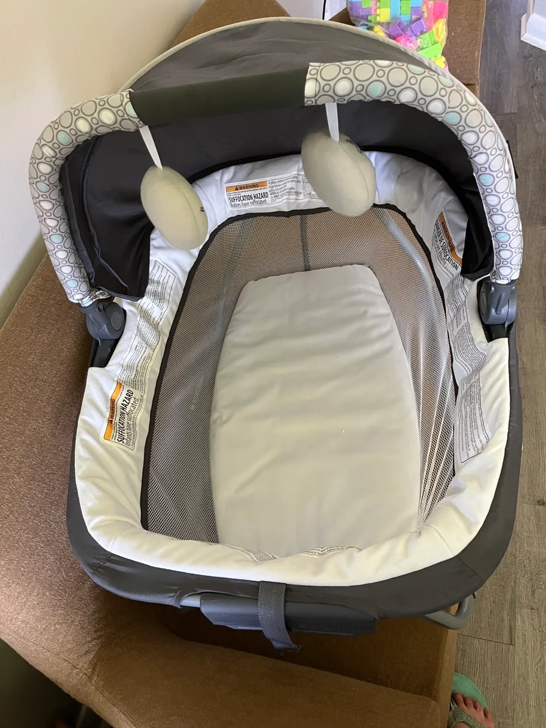 Baby Trend Bassinet thumbnail