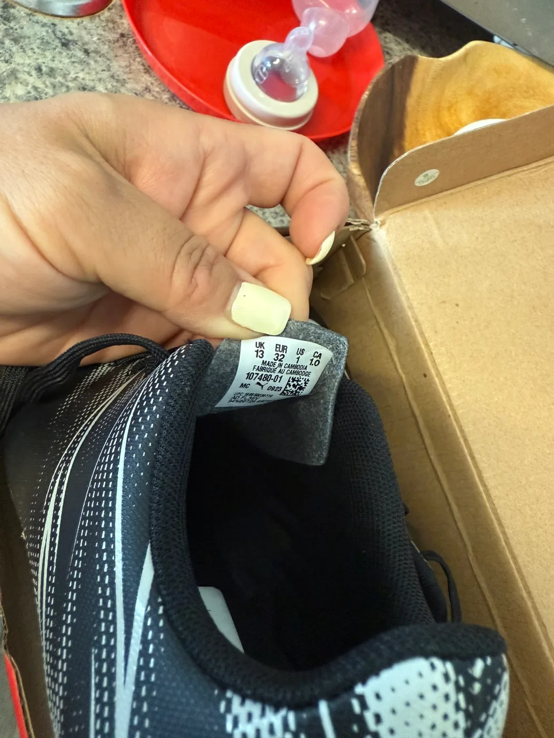 Puma Soccer Cleats US 10 image indicator(3)