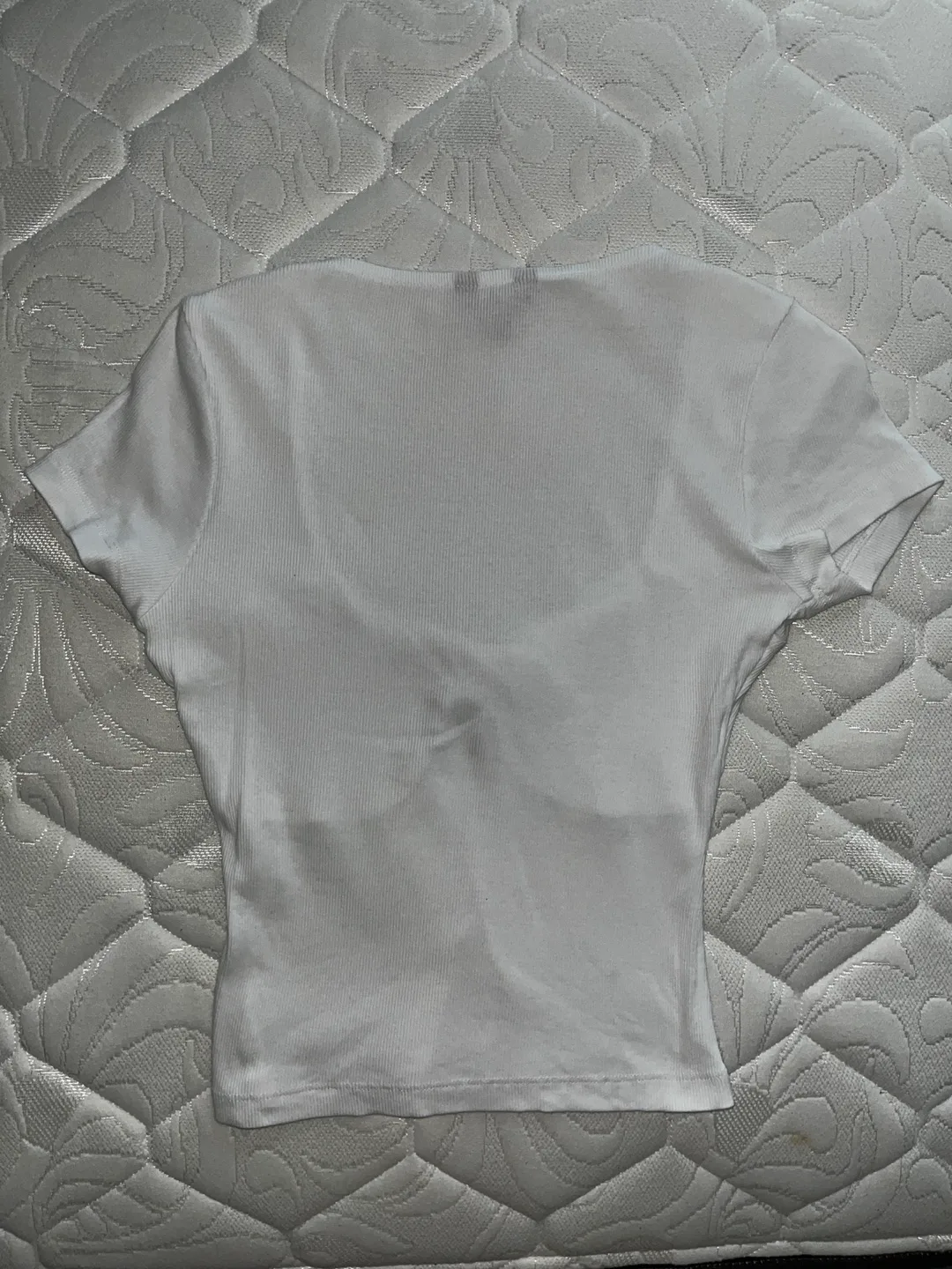 Guess White Twist-Front Top - Size Small image indicator(2)