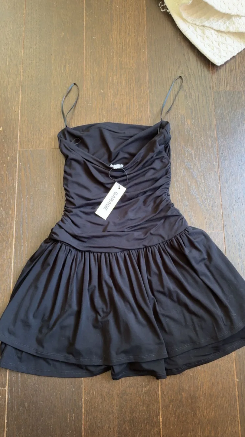 Garage New With Tags Flirty Hem Tube Romper Dress image indicator(2)