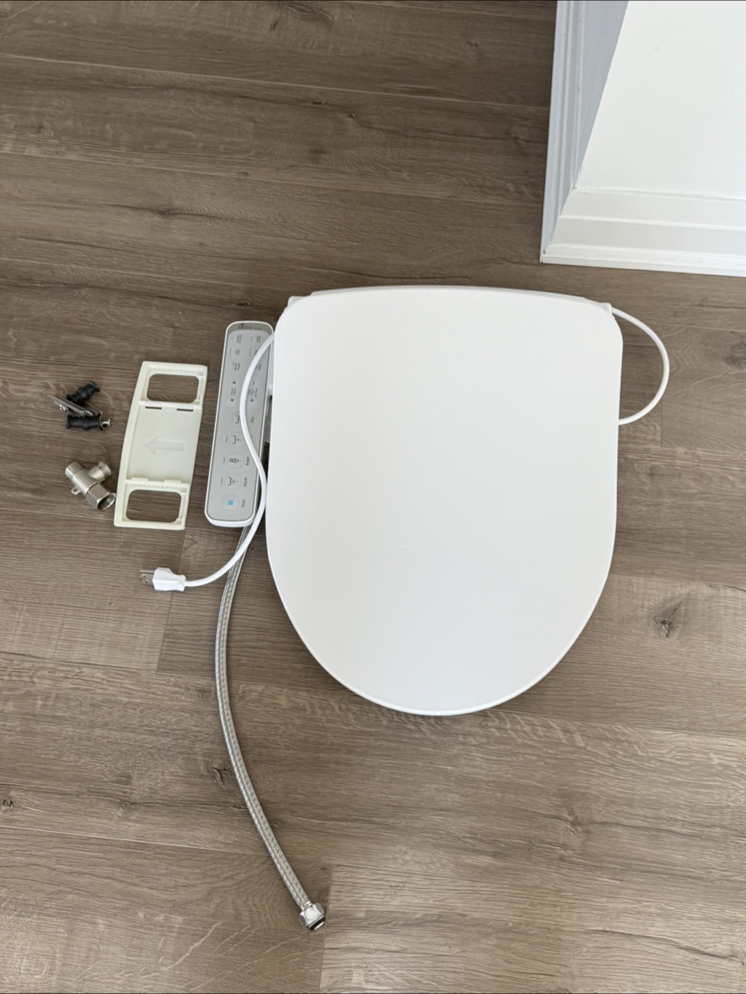 bioBidet LW-1000 Bidet Toilet Seat - photo 2