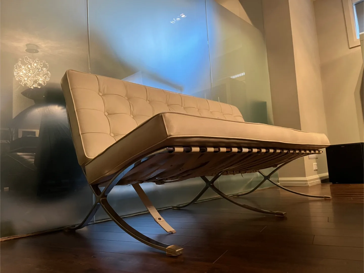 Barcelona Bench - Knoll Style image indicator(3)