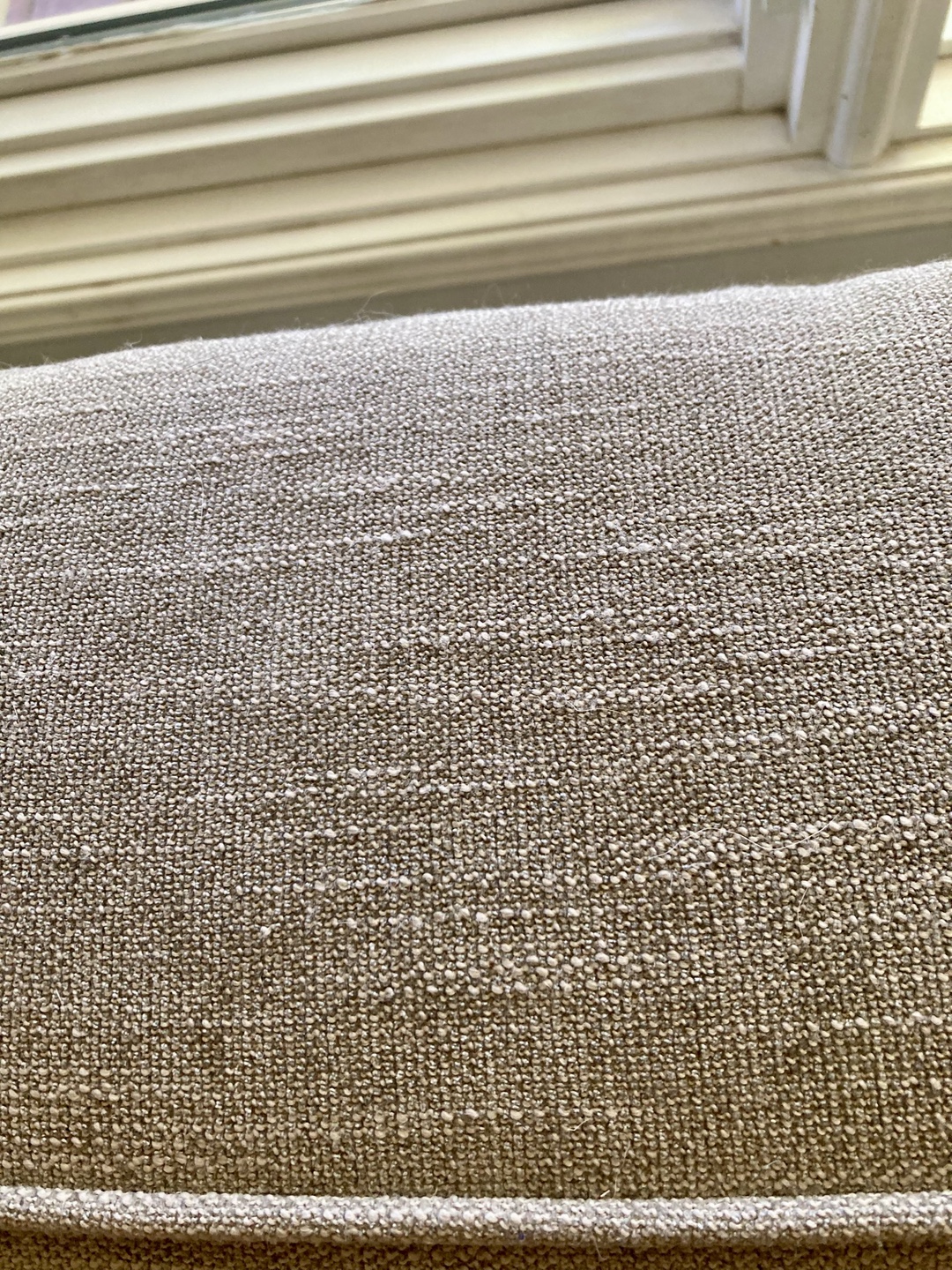 Pottery Barn Pierce Sofa - Great Condition - photo 4