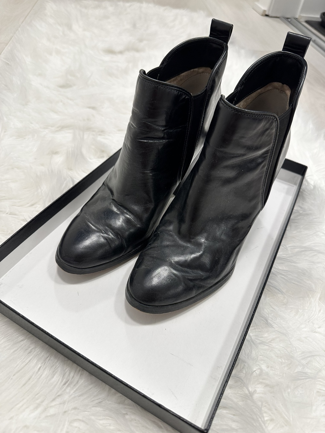 Michael Kors Women’s Ankle Boots - photo 2