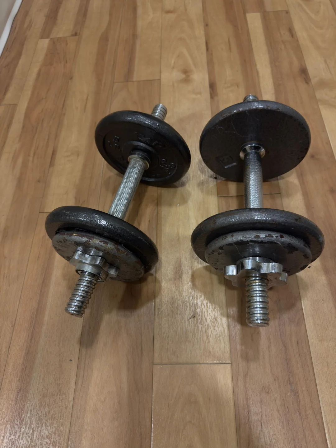 Adjustable Dumbbell Set image indicator(3)