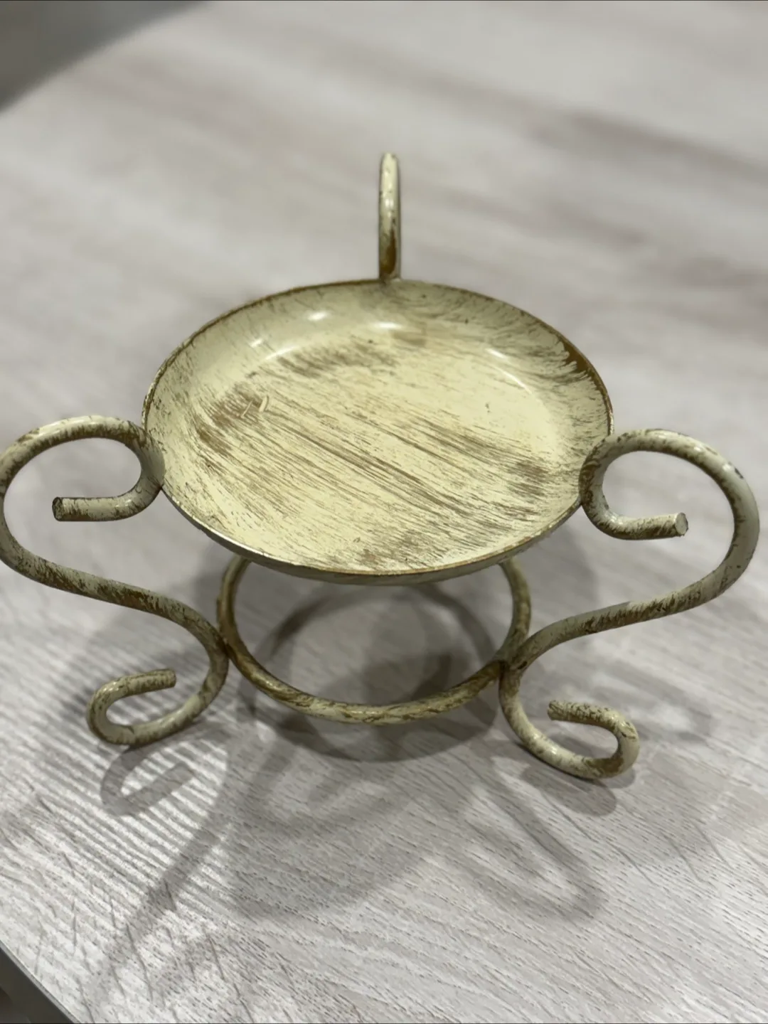 Decorative Metal Candle Holder image indicator(2)
