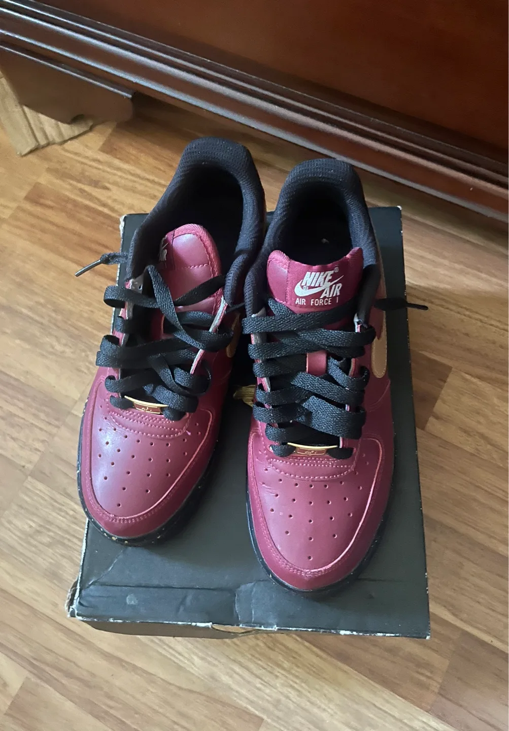 Nike Air Force 1 Bod Breed Burgundy/Gold image indicator(2)