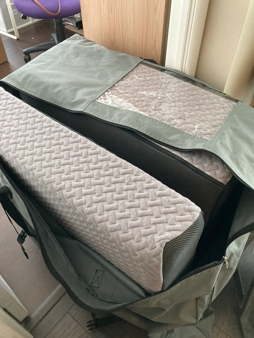 Milliard Tri-Fold Mattress, Cot Size image indicator(2)