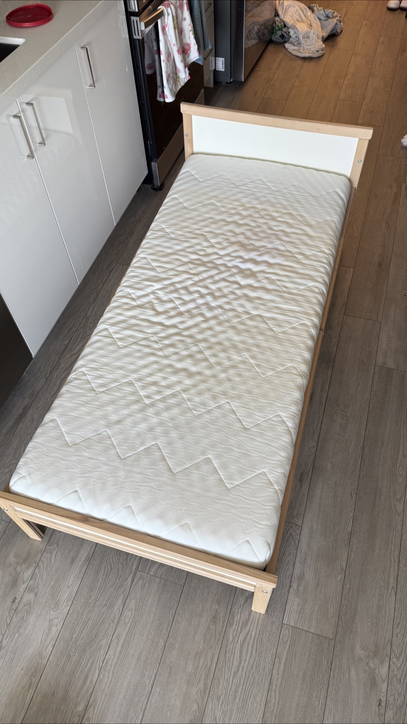 IKEA Kritter Toddler Bed Frame with Mattress - photo 4
