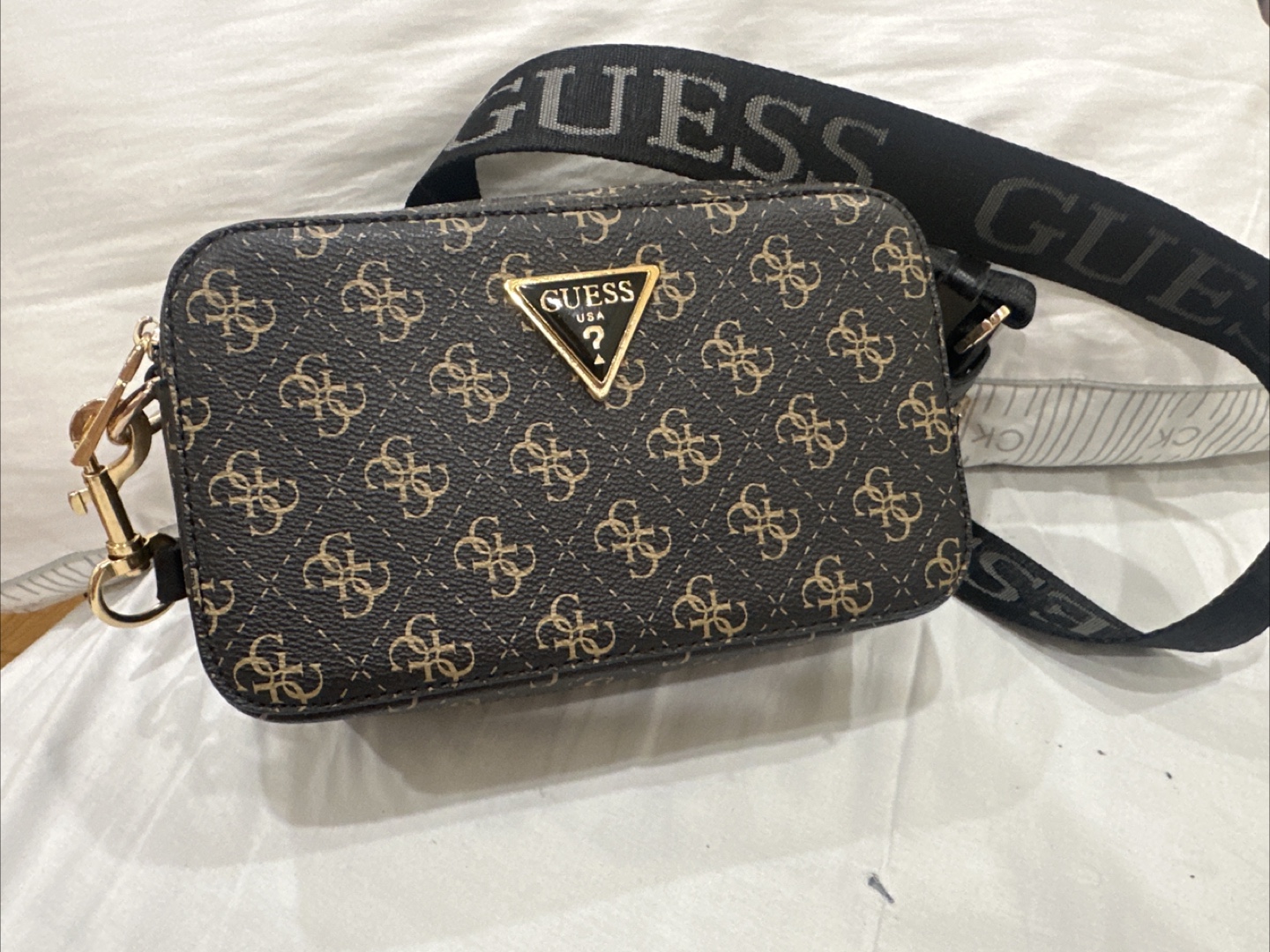 Guess Crossbody Bag