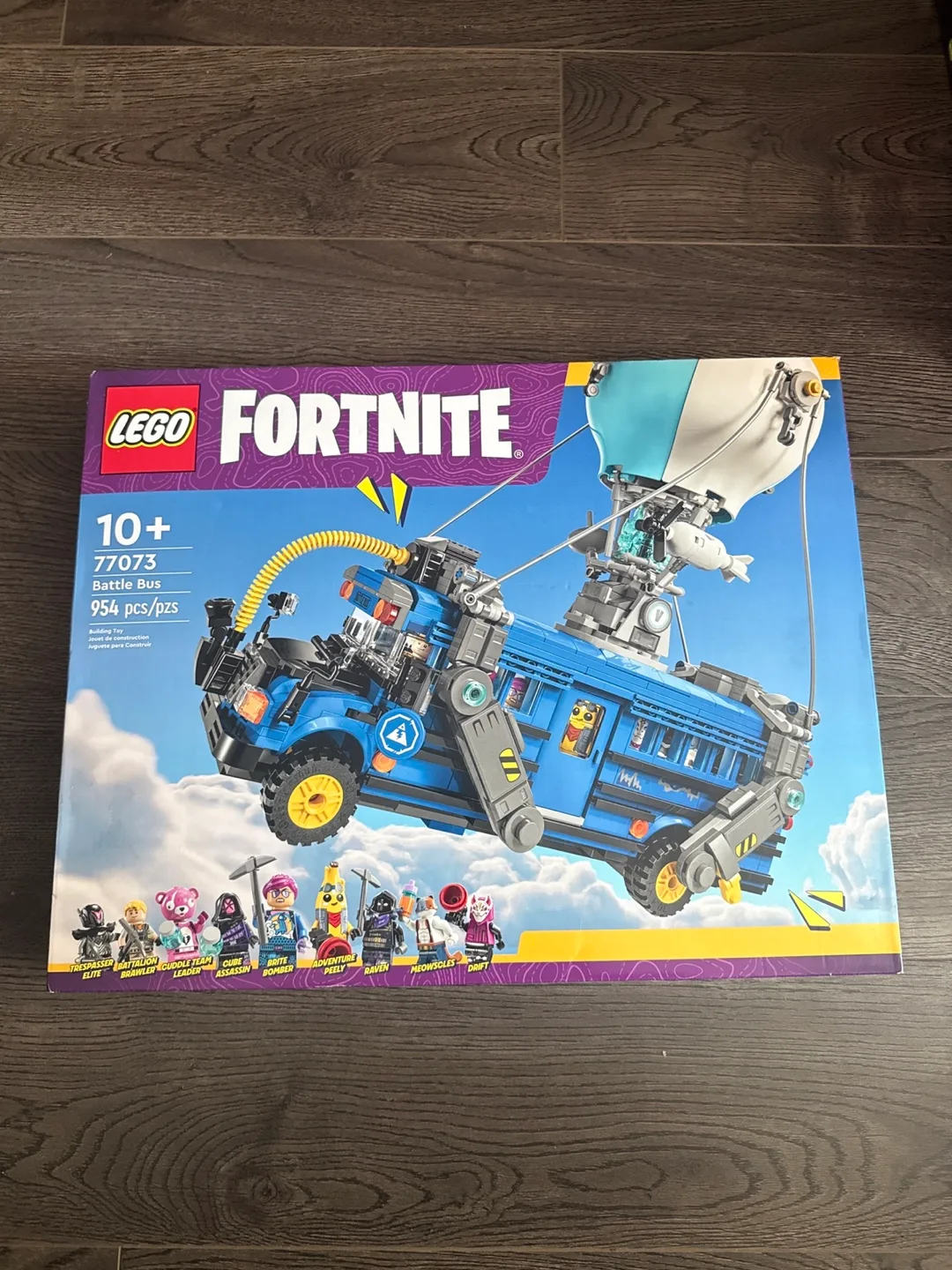 LEGO Fortnite Battle Bus 77073 - New in Box! thumbnail