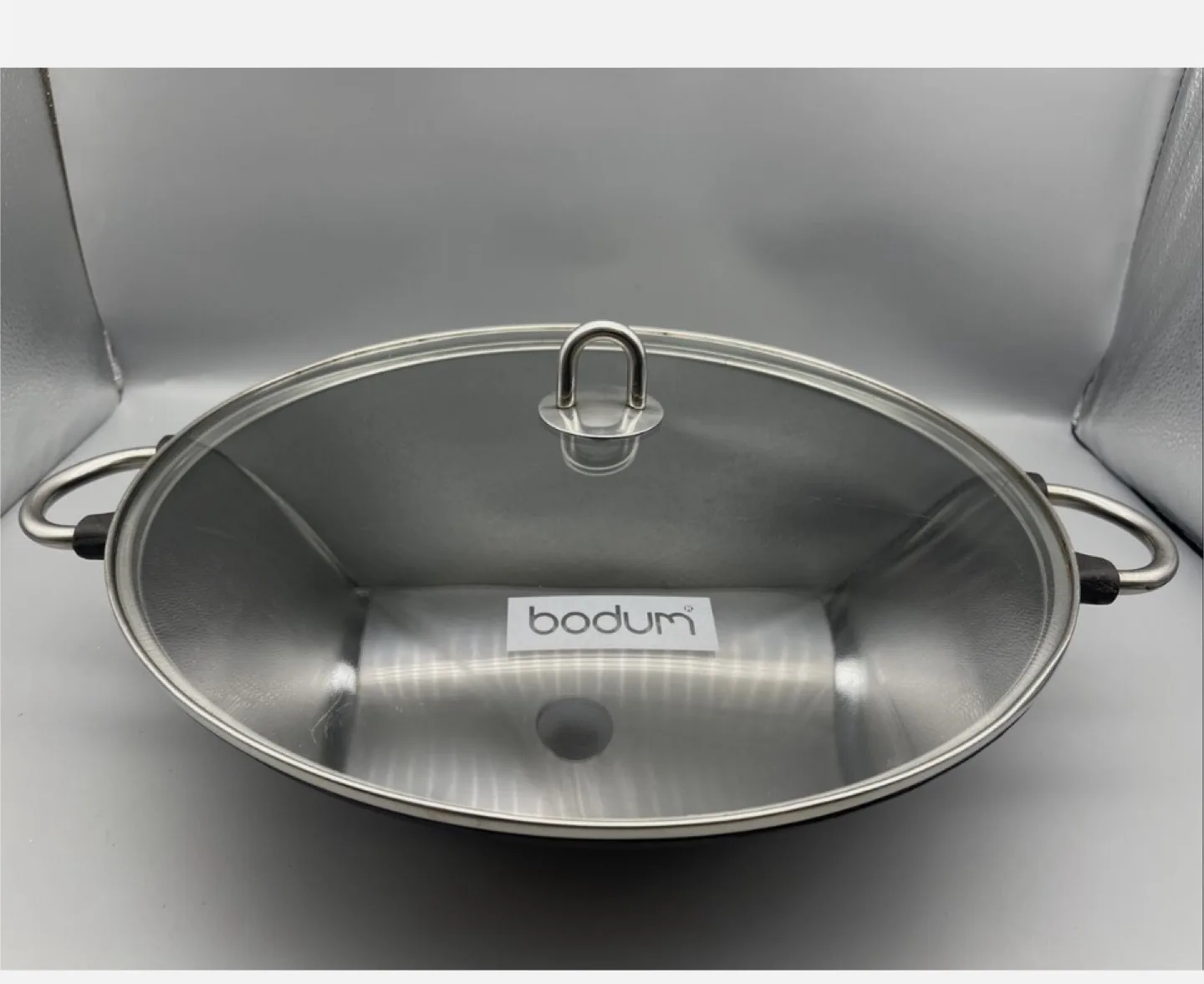 Bodum Wok with Lid(cast iron pot) thumbnail