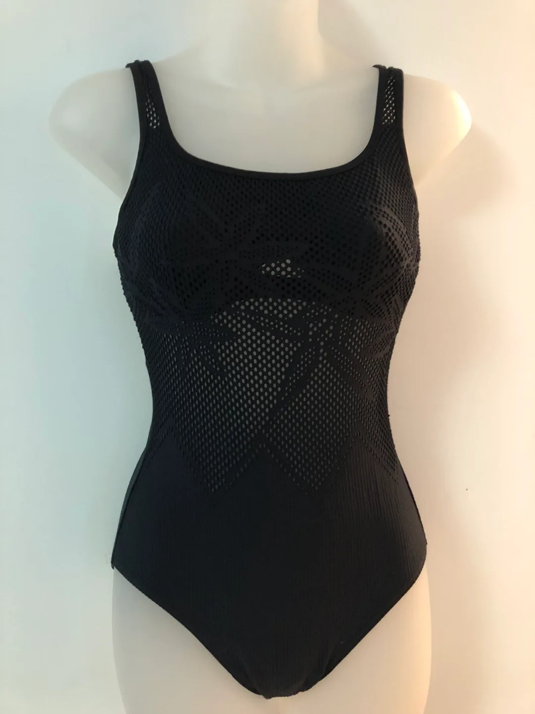 New Cristina One Piece Swimsuit - Size 8 thumbnail