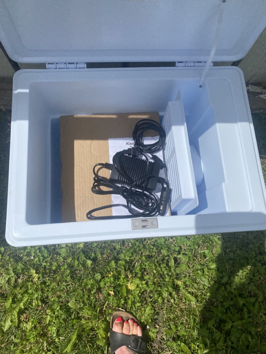 Koolatron Cooler with Accessories - photo 2