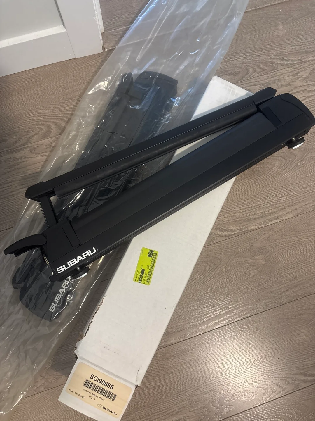 Subaru 4 Pair Ski Carrier - Black thumbnail