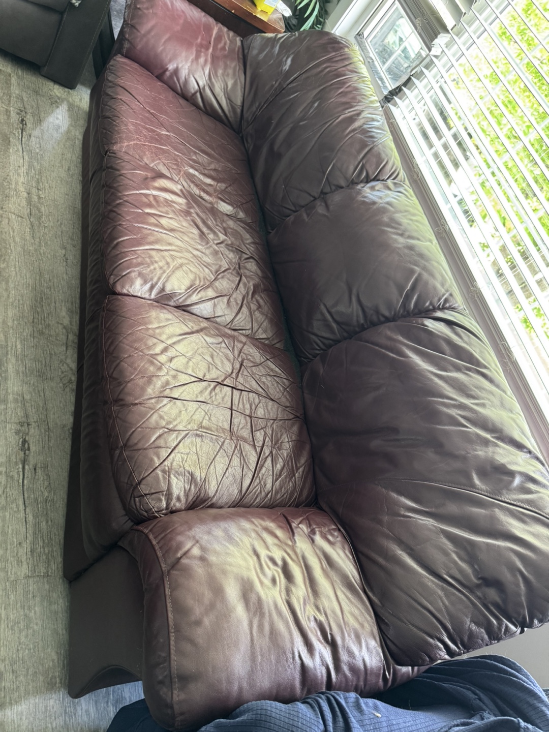 Burgundy Leather Sofa and Loveseat Set - photo 4
