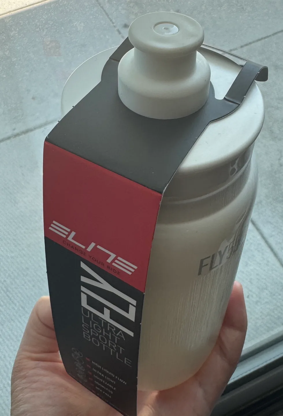 (New with tag) Fly Elite white water bottle 500ml thumbnail