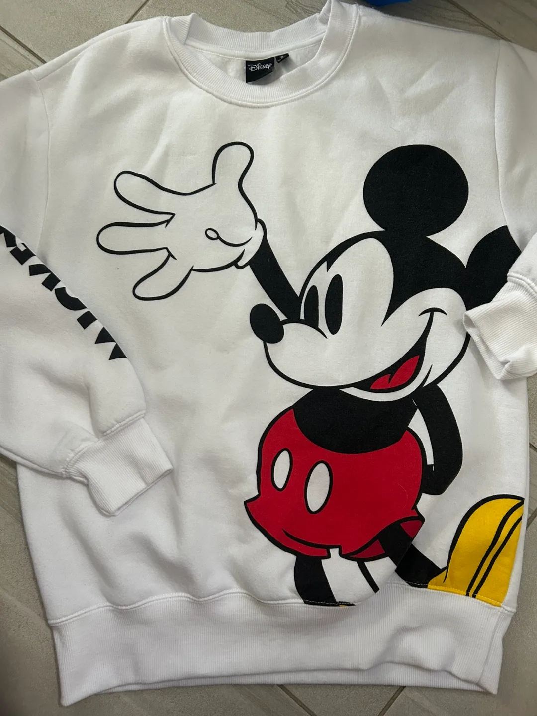 Disney Mickey Mouse sweatshirt 🇨🇦 thumbnail