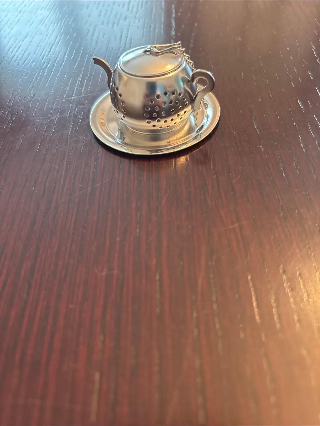 Tea Infuser with Drip Catcher -Tea pot shaped thumbnail
