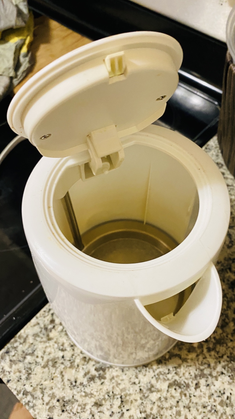 White Electric Kettle - photo 3