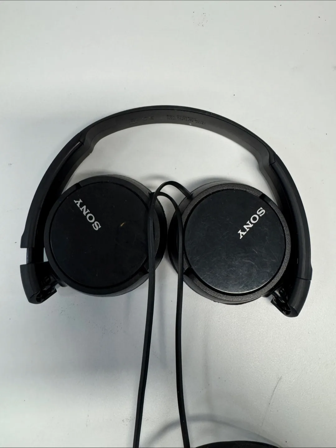 Sony Headphones - Black thumbnail