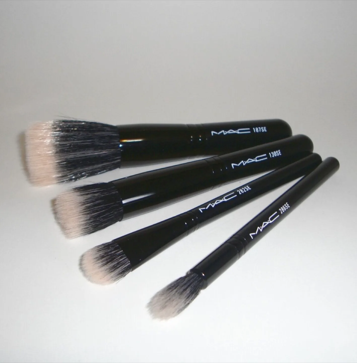 New MAC Brush Set thumbnail