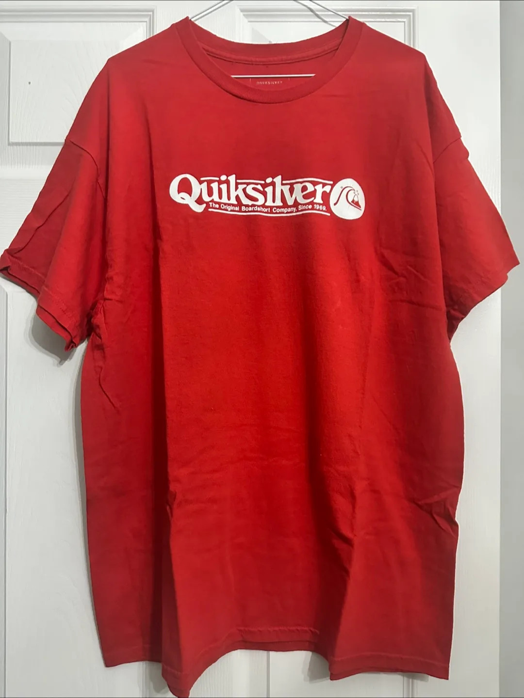 Quiksilver Red T-Shirt - Size XL thumbnail