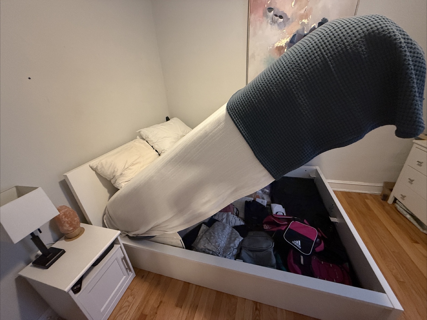 Queen Size Bed with Storage