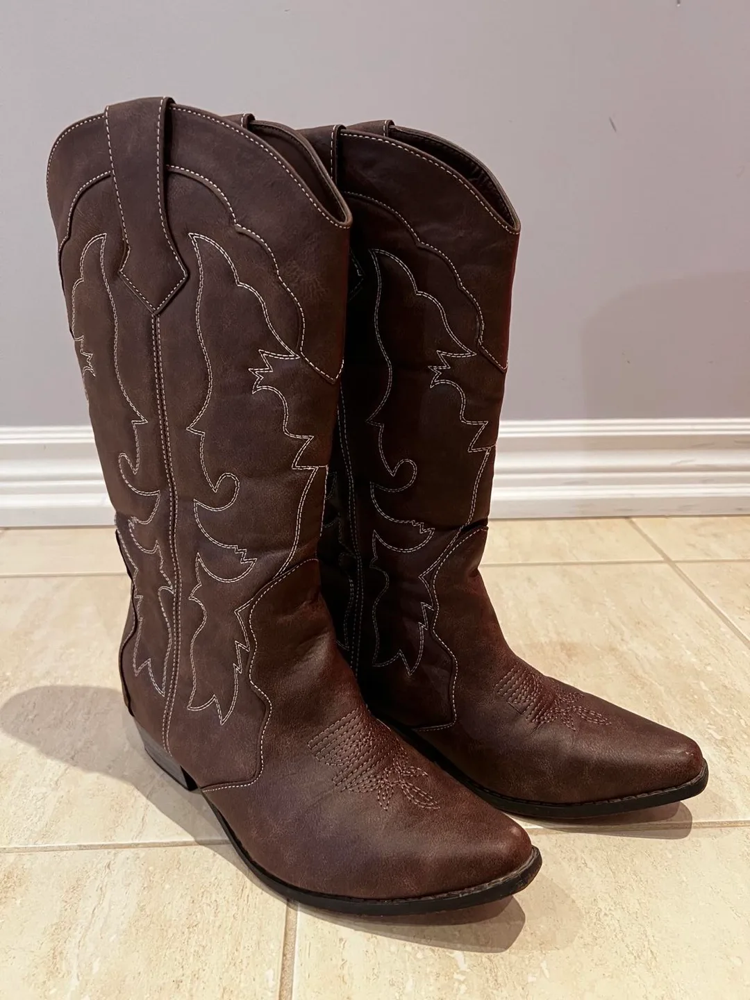 Brown Cowboy Boots thumbnail