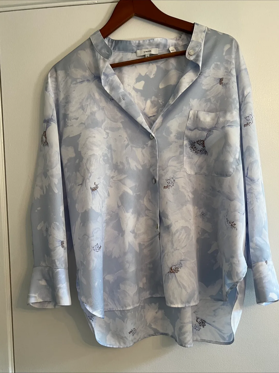 Vince Magnolia Band Collar Blouse image indicator(2)