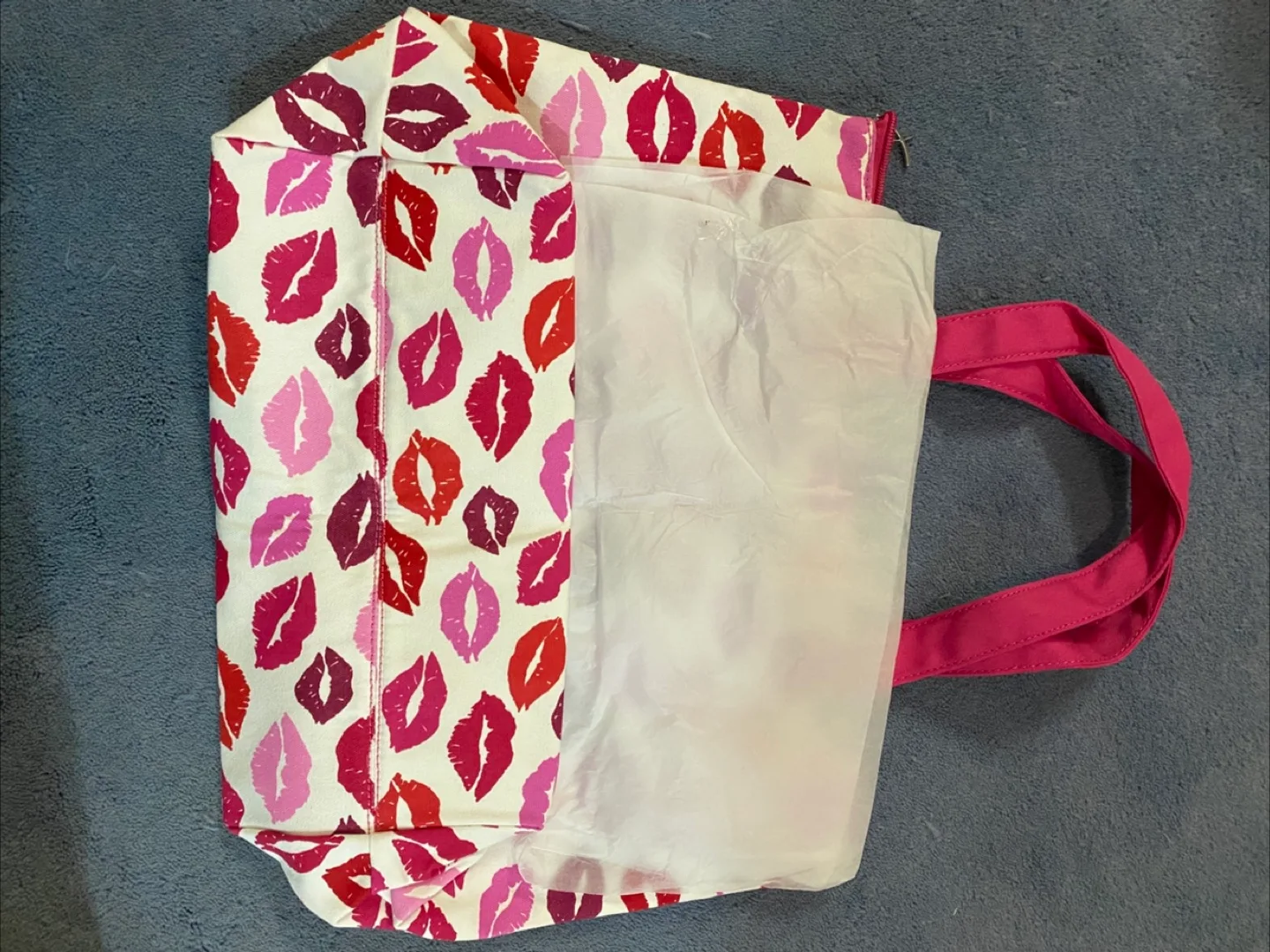 Tote bags thumbnail
