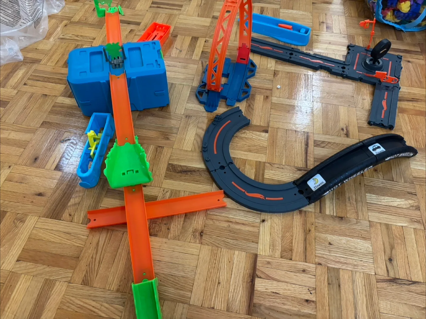 Hot Wheels Track Set thumbnail