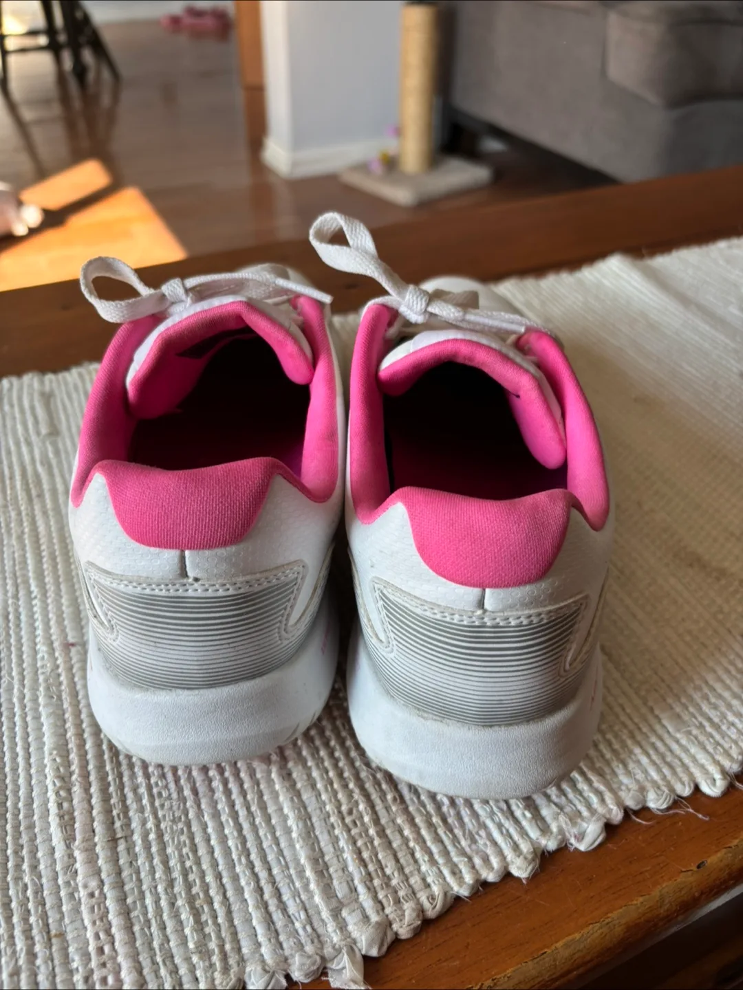 Skechers GO GOLF Arch Fit White/Pink - Women's 7.5 image indicator(4)