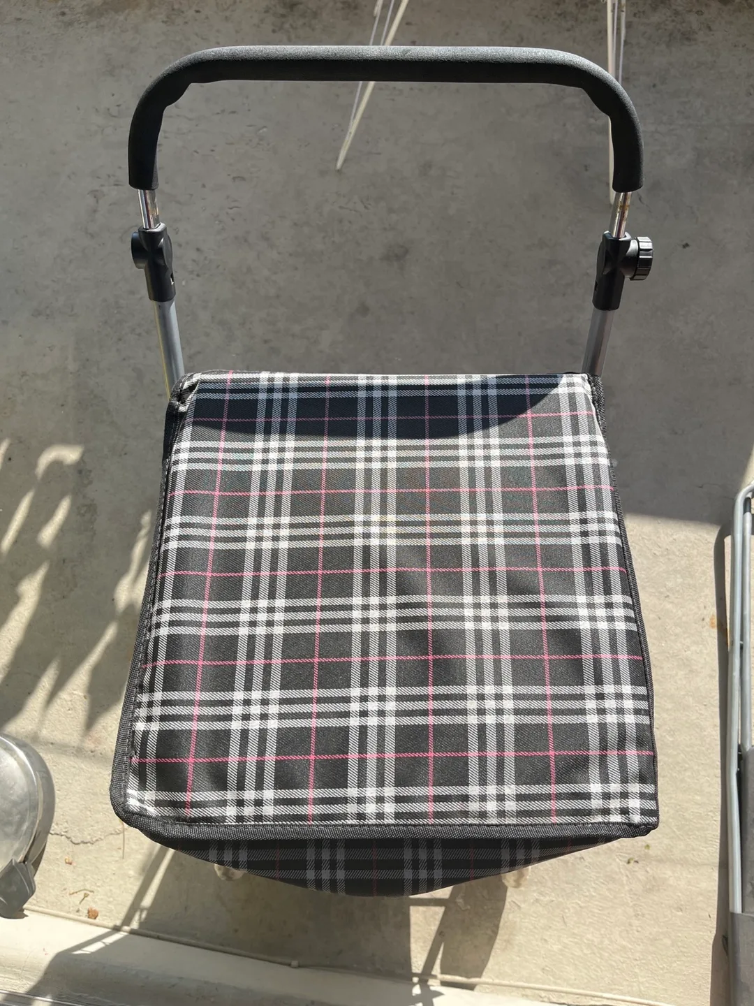Plaid Shopping Cart thumbnail